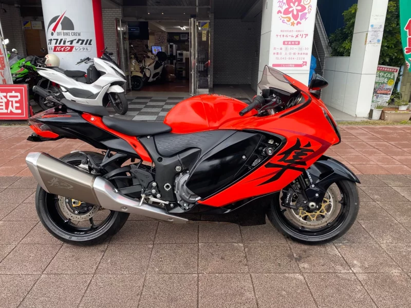 Suzuki Hayabusa лот № 00115 оценка 5  с аукциона в Японии