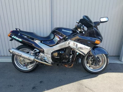Kawasaki ZZR1100