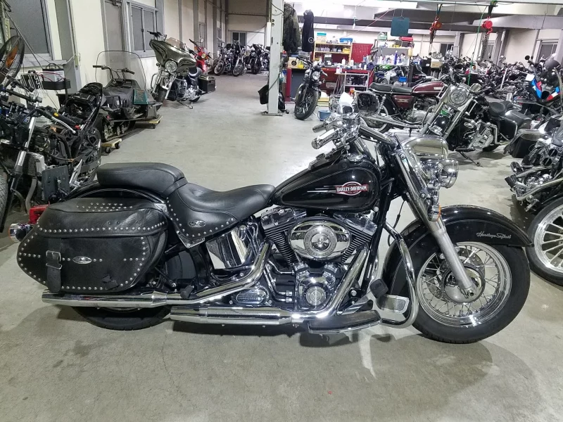 Harley-Davidson HARLEY FLSTC лот № 00138 оценка 4  с аукциона в Японии