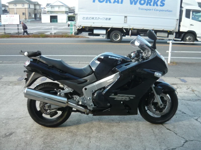 Kawasaki ZZR1200