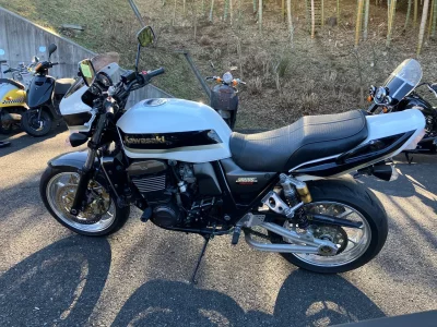 Kawasaki ZRX1200R  с аукциона в Японии