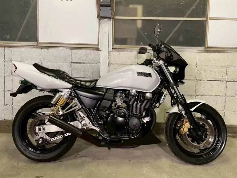 Yamaha XJR400R-1