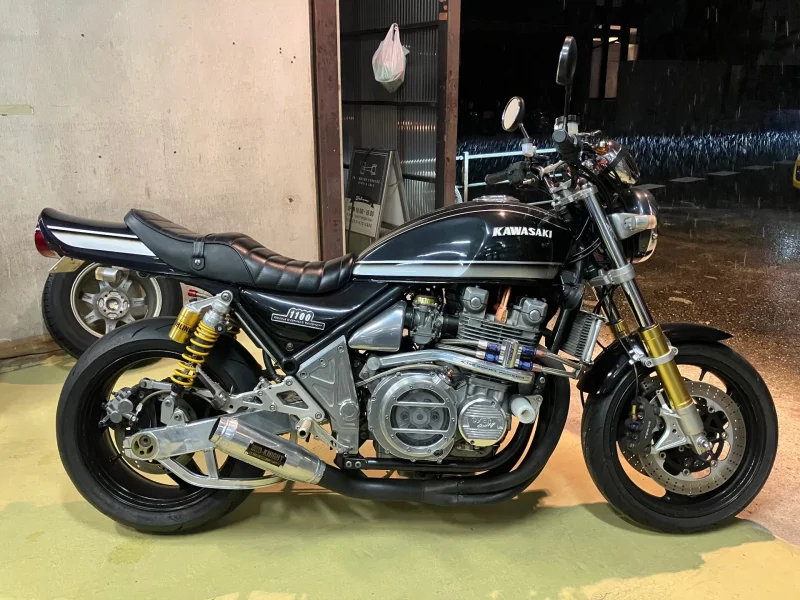 Kawasaki ZEPHYR1100