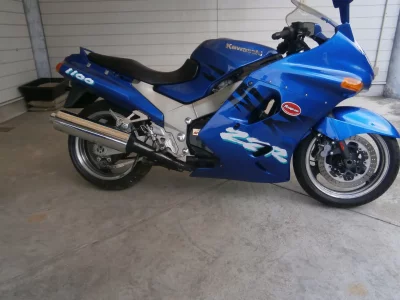 Kawasaki ZZR1100  с аукциона в Японии