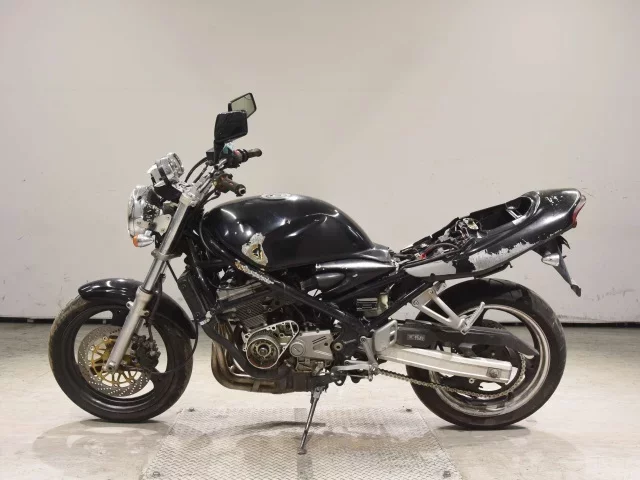 Suzuki BANDIT250 SHO LOUIS NOT EQUIPPED