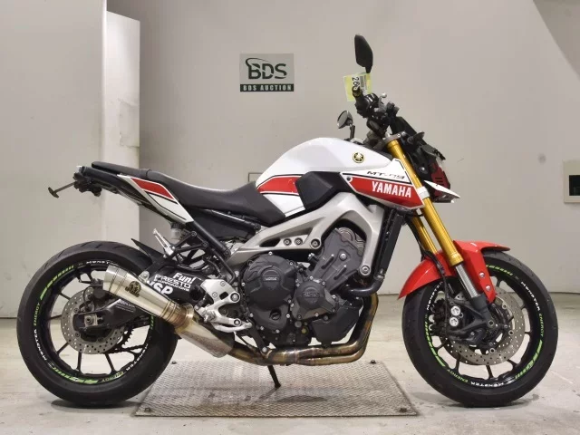 Yamaha MT-09A лот № 2670 оценка 5  с аукциона в Японии