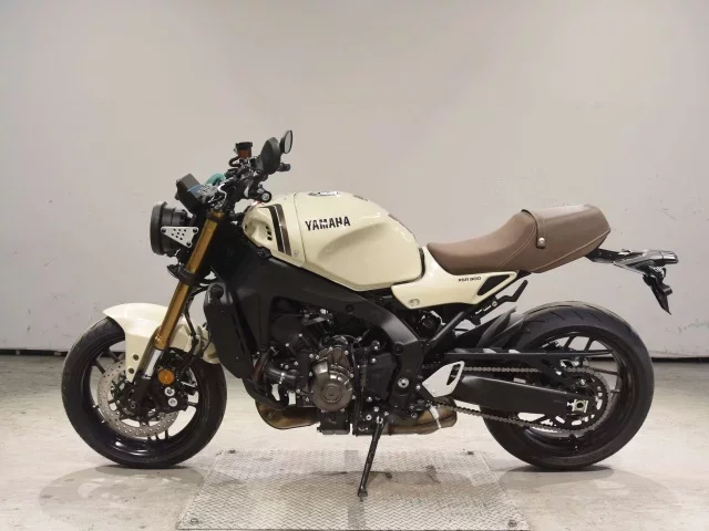Yamaha XSR900-2