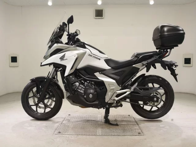 Honda NC750XD-3