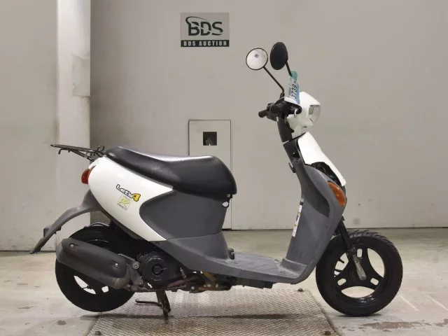 Suzuki LET S4