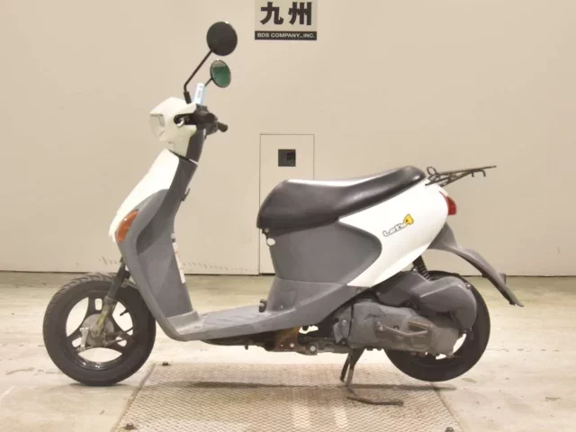 Suzuki LET S4