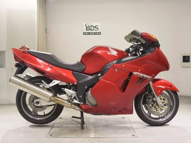 Honda CBR1100XX лот № 5036 оценка 4  с аукциона в Японии