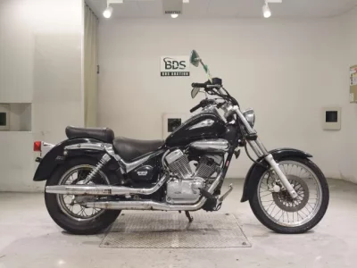 Suzuki INTRUDER 250  с аукциона в Японии