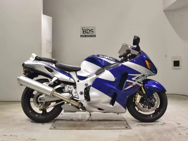 Suzuki GSX1300R HAYABUSA лот № 2680 оценка 5  с аукциона в Японии