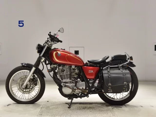 Yamaha SR400-4
