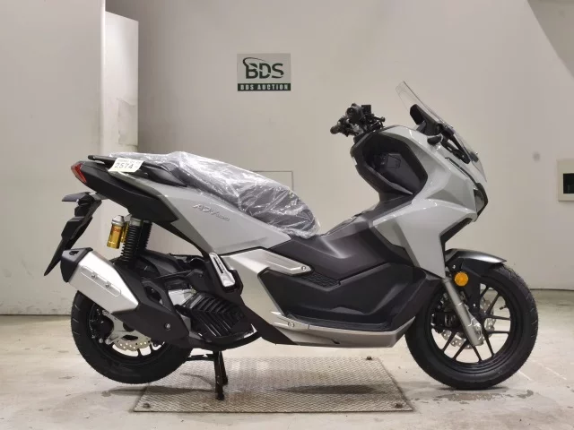 Honda ADV160