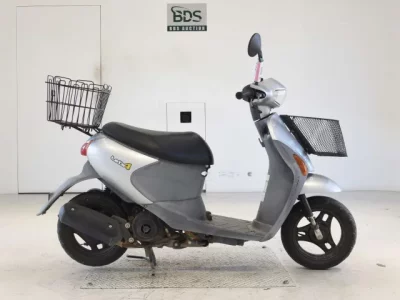 Suzuki LET S4