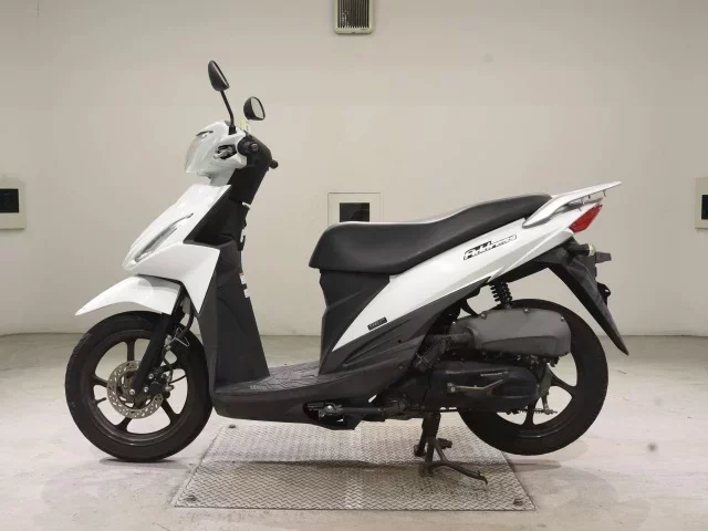 Suzuki ADDRESS110-2