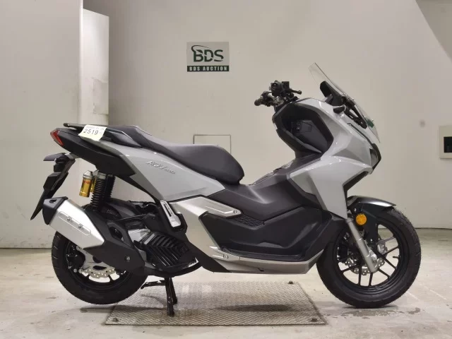Honda ADV160