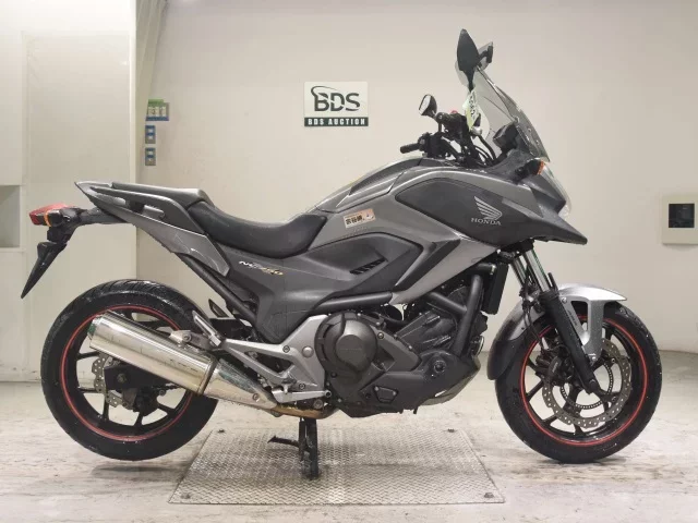 Honda NC750XDLD лот № 5062 оценка 4  с аукциона в Японии