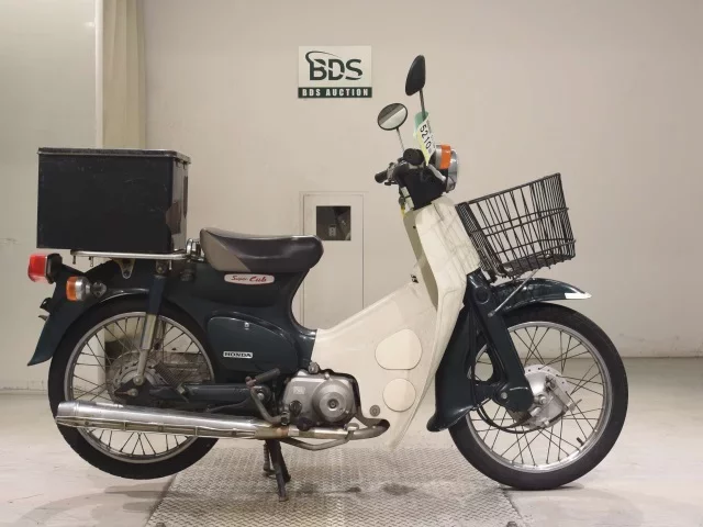 Honda C90