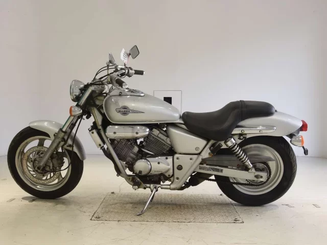 Honda MAGNA 250