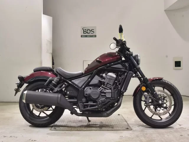 Honda REBEL 1100D лот № 2696 оценка 6  с аукциона в Японии