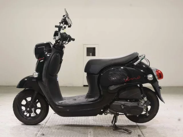 Yamaha VINO-4