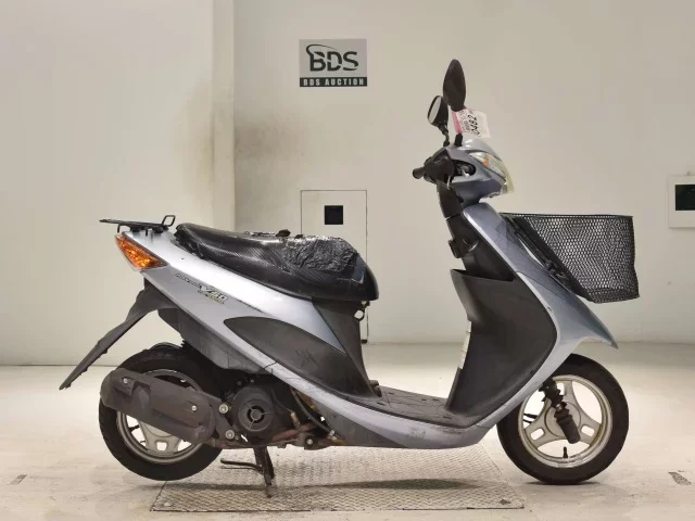 Suzuki ADDRESS V50