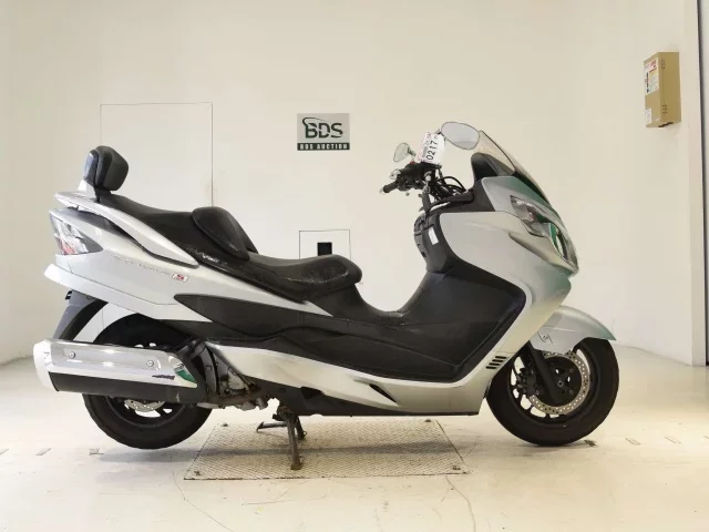 Suzuki SKYWAVE 250S-3