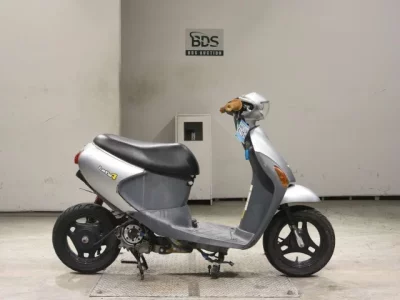 Suzuki LET S4