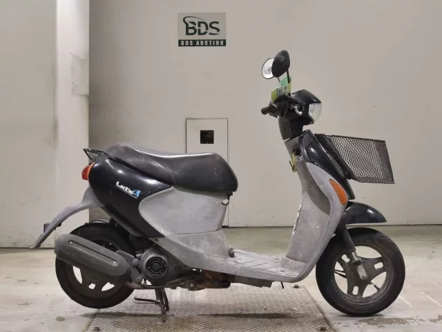 Suzuki LET S4