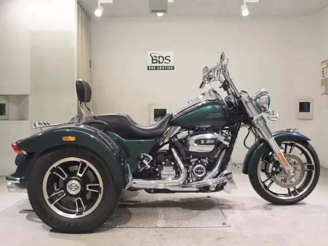 Harley-Davidson HARLEY FLRT1870 лот № 5398 оценка 5  с аукциона в Японии