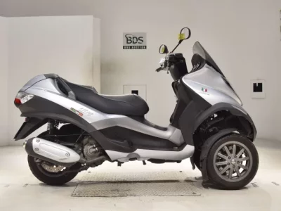 Piaggio PIAGGIO MP3 250