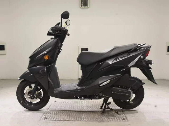 Suzuki AVENIS 125-2