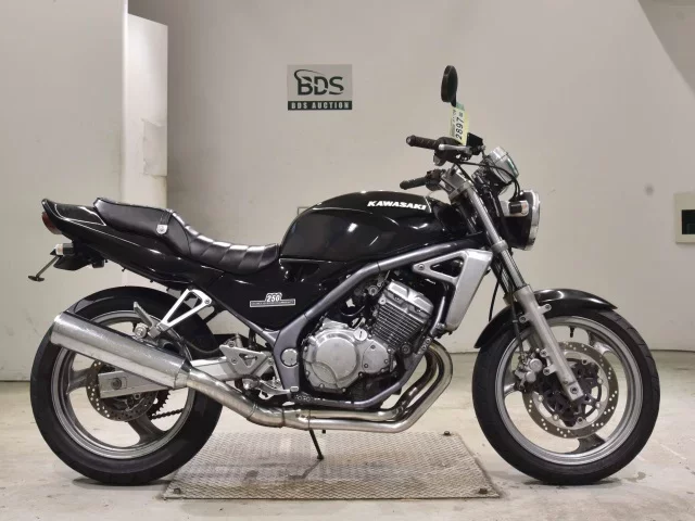 Kawasaki BALIUS250 лот № 2897 оценка 4  с аукциона в Японии
