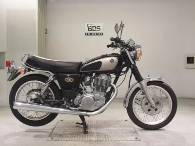 Yamaha SR400-2  с аукциона в Японии