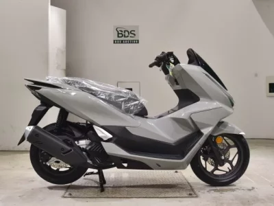 Honda PCX125-4