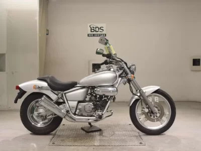 Honda MAGNA 50