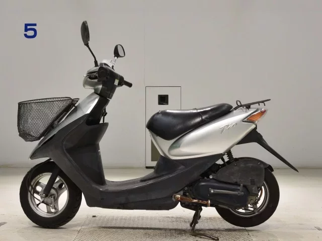 Honda DIO