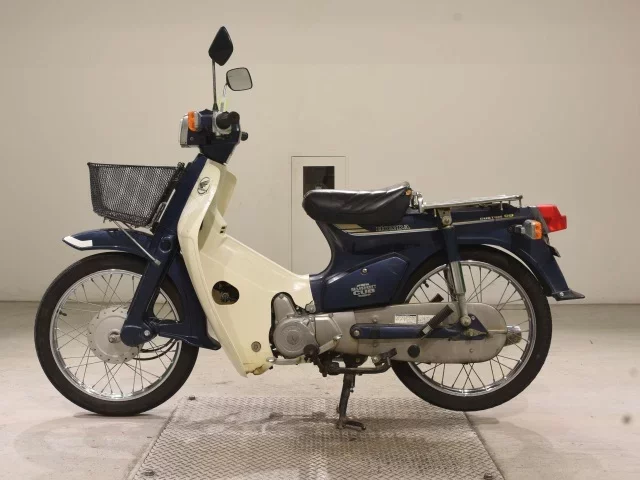 Honda C90