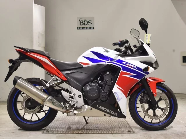 Honda CBR400R лот № 2526 оценка 4  с аукциона в Японии