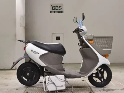 Suzuki E-LET S