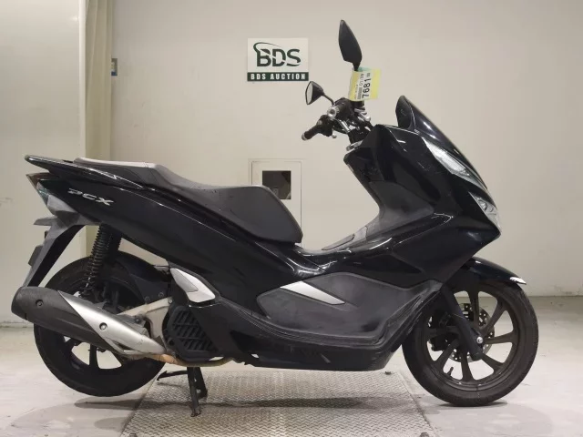 Honda PCX125-3