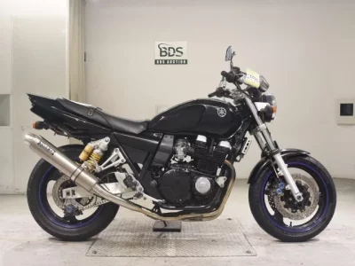Yamaha XJR400R-3  с аукциона в Японии