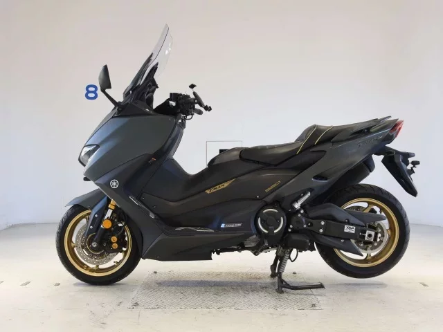 Yamaha T-MAX560T