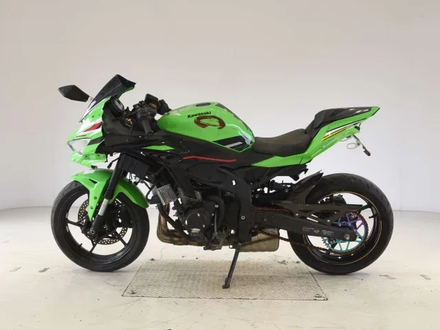 Kawasaki ZX-25R