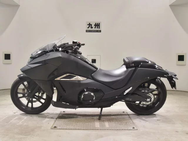Honda NM4-01