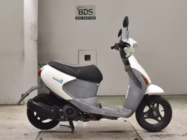 Suzuki LET S4