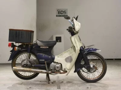 Honda C90