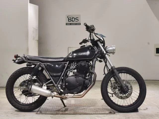 Suzuki GLASS TRACKER BIG BOY